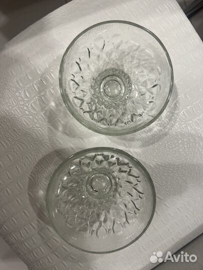 Креманки и молочник