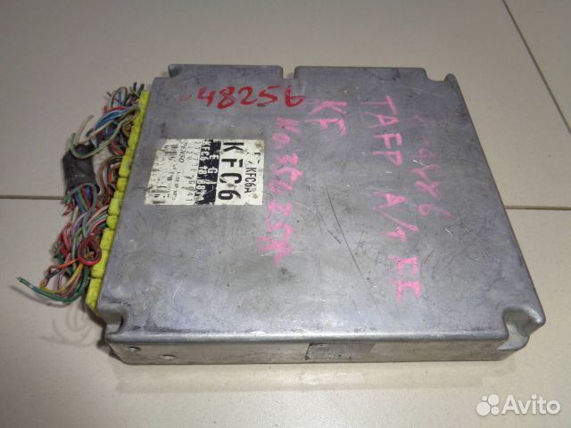 Блок управления двс mazda KF