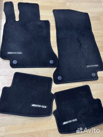 Ковры салона Мерседес w 205