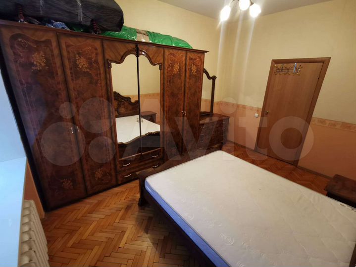 2-к. квартира, 56 м², 1/5 эт.