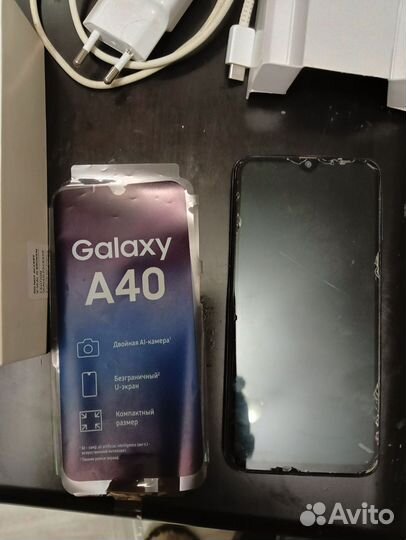 Samsung Galaxy A40, 4/64 ГБ