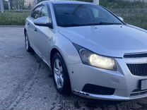 Chevrolet Cruze 1.6 AT, 2011, 199 999 км, с пробегом, цена 450 000 руб.