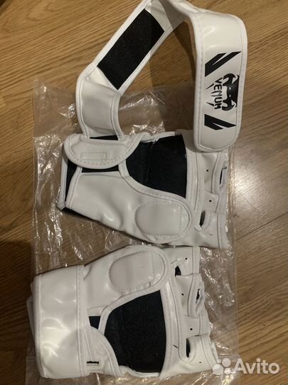 Перчатки venum мма