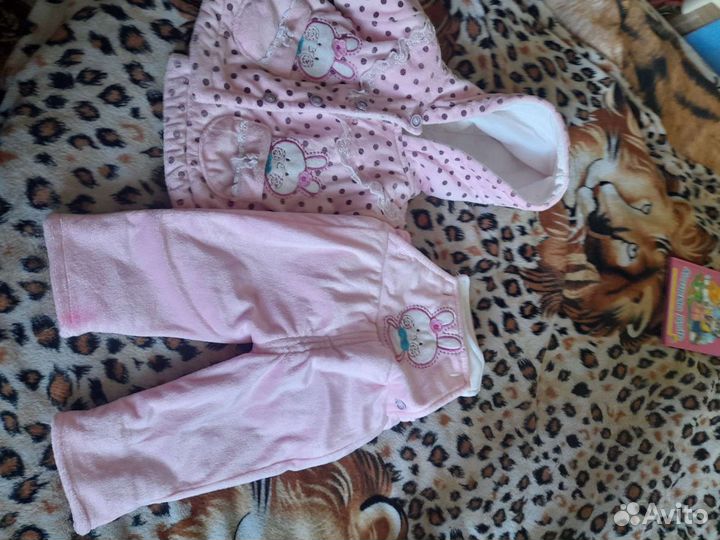 Детский комбинезон,состоящий из штанишки и куртки