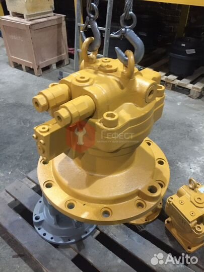 Гидромотор поворота PC220LC-7 706-7G-01040