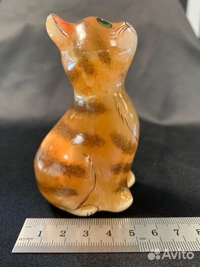 Фигурки кошек из натуального камня