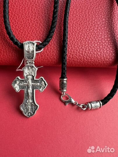 Крест и гайтан