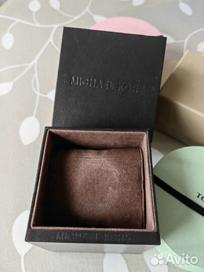 Коробки michael kors, burberry, tous и др