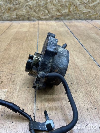 Вакуумный насос Opel Astra H Z19DTH 2007