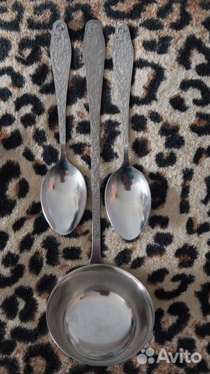 Половник и 2 столовые ложки