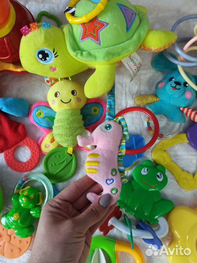 Игрушки погремушки пакетом