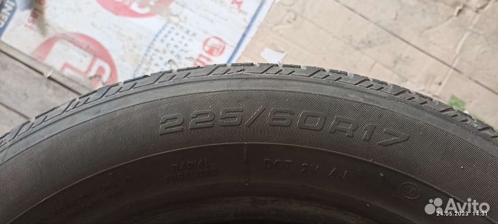 Triangle TR257 225/60 R17 99H