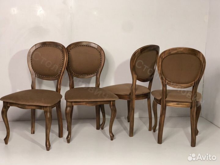 Столы и стулья