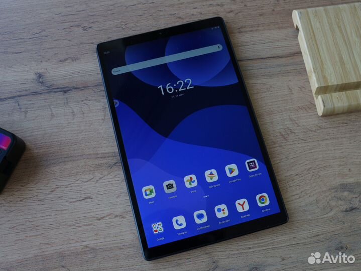 Планшет Lenovo с LTE