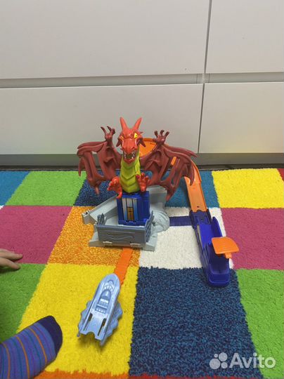 Дракон Хот Вилс Hot Weels