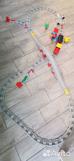 Lego duplo поезд с ж.дорогой(три набора)