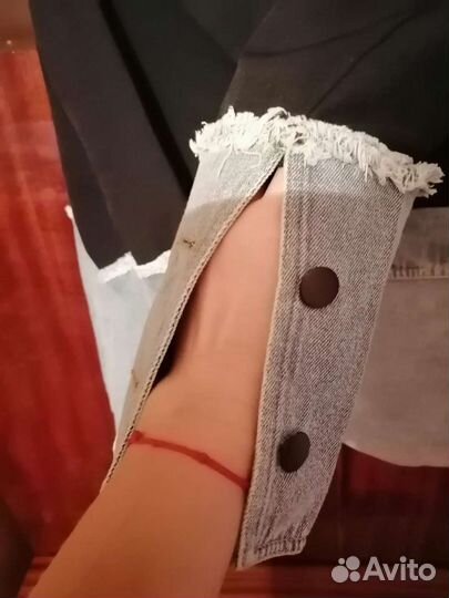 Модный пиджак с комбинированный ткани. От известно