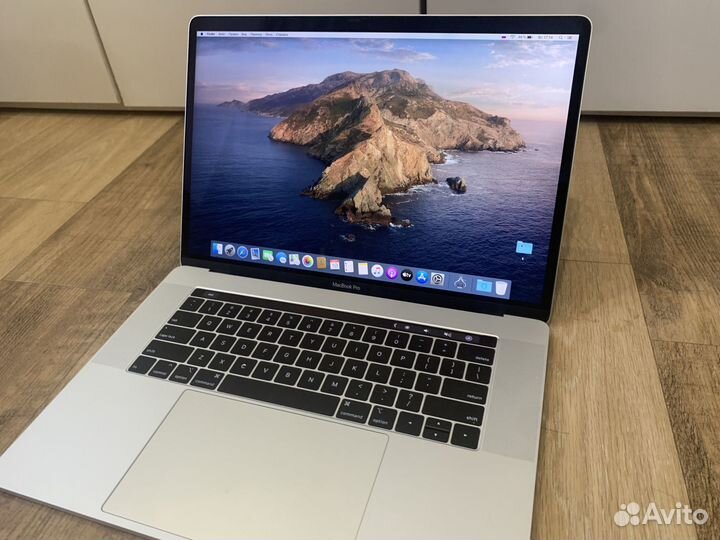 Macbook pro 15 2019 2,3GHz Intel Core i9 16 Gb