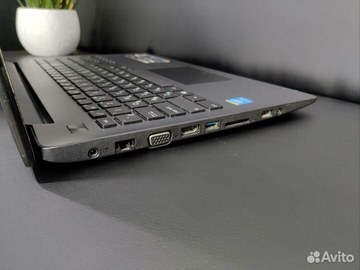 Быстрый Лёгкий Asus Pentium 4x,Ram 8gb, SSD 256GB