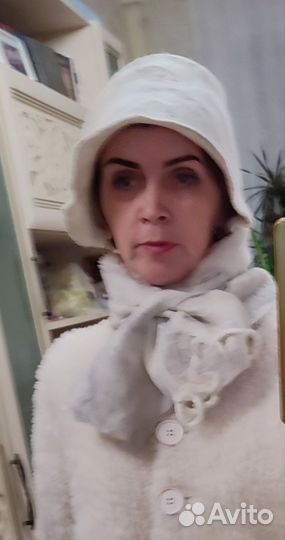 Комплект:шляпа из войлока и шарф