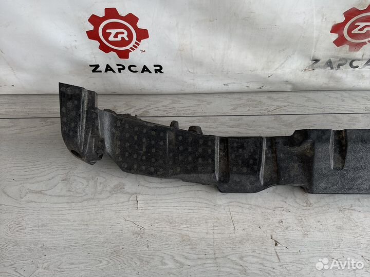 Lexus LX570 Абсорбер переднего бампера