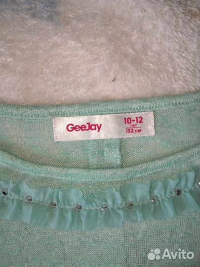 Комплект одежды на девочку 10-12 лет
