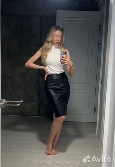 Юбка zara под кожу