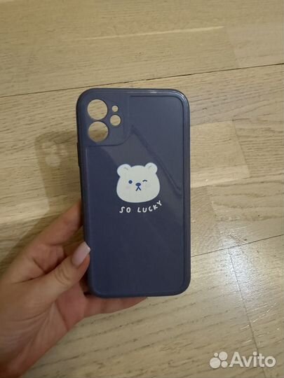 Чехлы на телефон iPhone 11