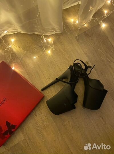 Стрипы pleaser 38 тройки