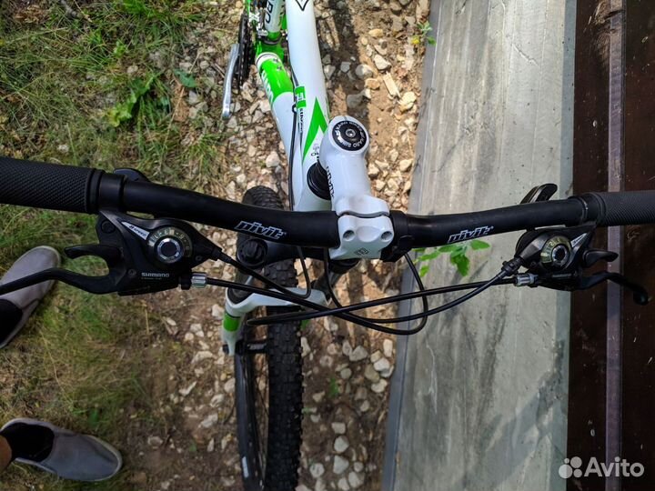 Горный велосипед Haro FL three 15