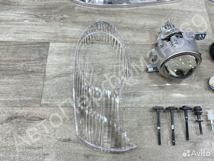 Фара в разборе правая SsangYong Rexton 2 2006-2012