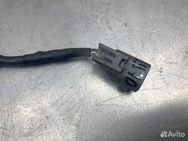 Датчик коленвала Toyota Avensis универсал 1adftv