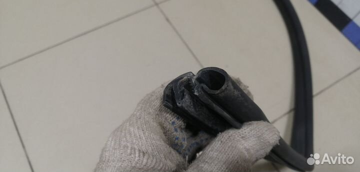 Уплотнитель (внутри) Focus II 2005-2008