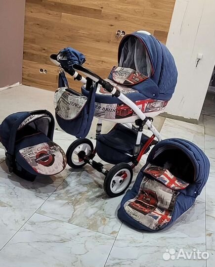 Детская коляска 3 в 1