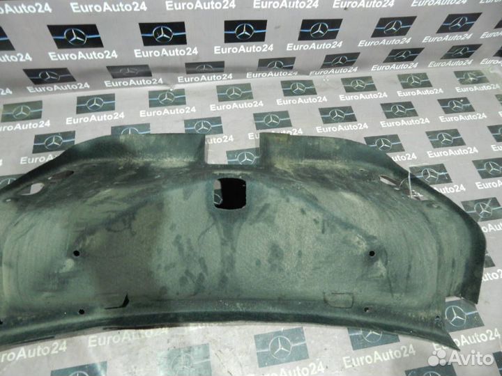 Обшивка крышки багажника Mercedes-Benz CLK-Class 1