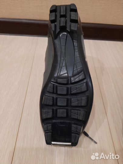 Лыжные ботинки spine