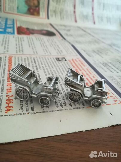 Машинка брелок дааз