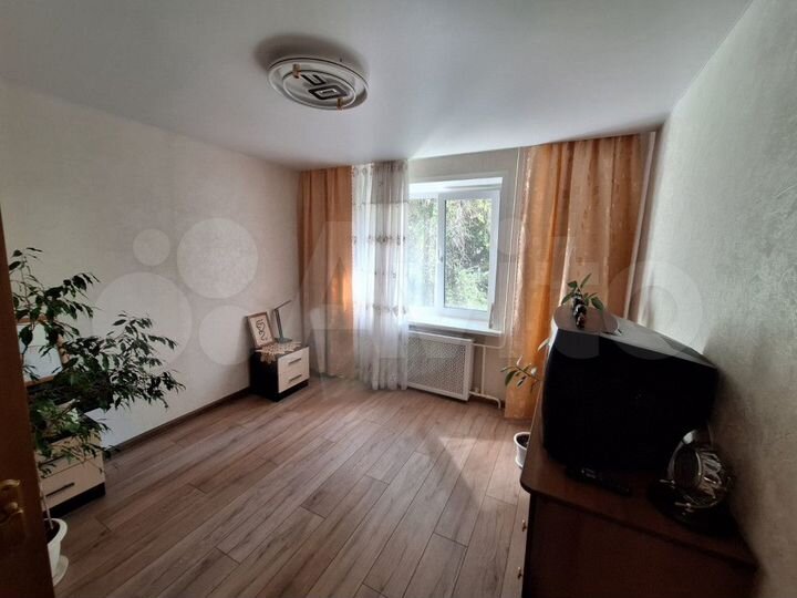 2-к. квартира, 53,4 м², 2/5 эт.