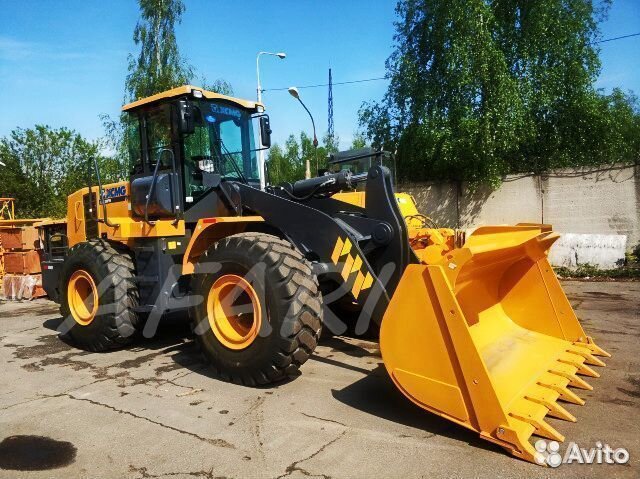Фронтальный погрузчик XCMG LW550RU, 2023