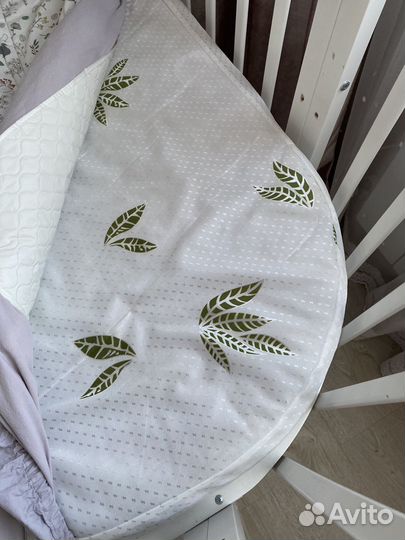 Кровать с 2 матрасами