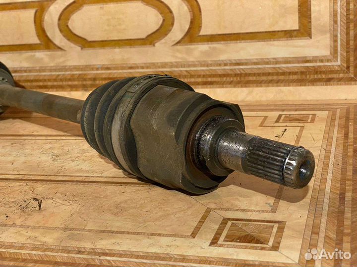 Передний левый привод МКПП Kia Rio 3