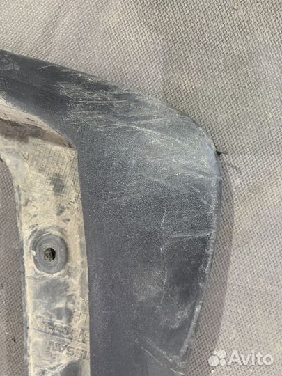 Брызговик задний левый Nissan Murano 788135BF0A