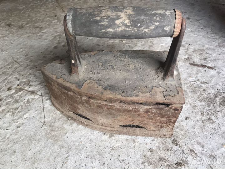 Утюг старный