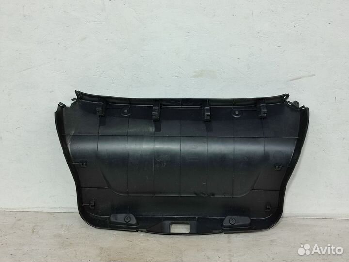 Обивка двери задка Лада Гранта Лифтбек