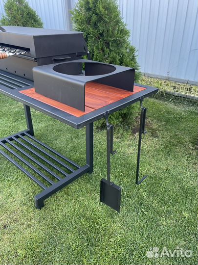 Мангал качественный. Полный комплект