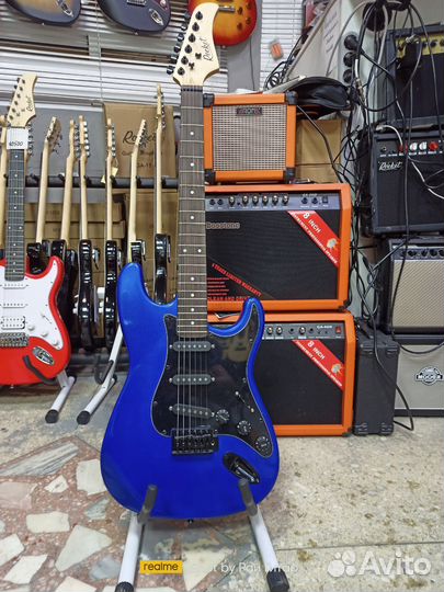 Электрогитара с комбоусилитем