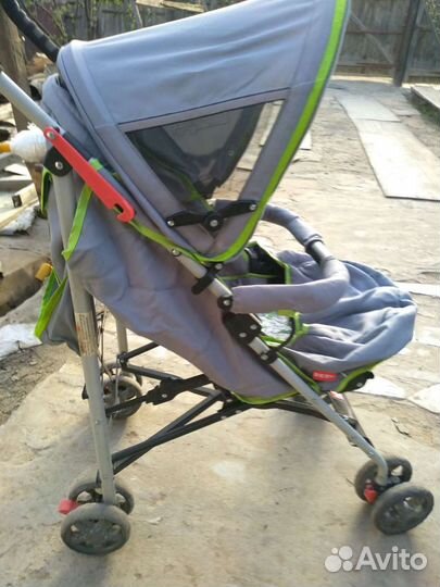 Прогулочная коляска
