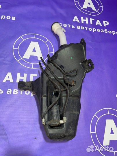 Бачок омывателя Opel Astra J A16XER 2012