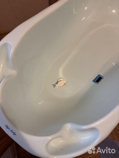 Детская ванночка для купания с подставкой