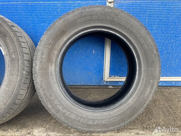 Continental CrossContact LX25 215/65 R16 98H